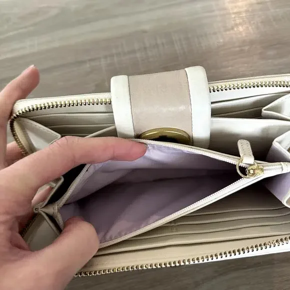 Vintage Coach Continental Zip Around Leather Wallet Almond and Beige - Picture 11 of 16